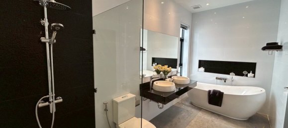 4 Schlafzimmer Haus in Hang Dong, Thailand, Nr. 61506 11