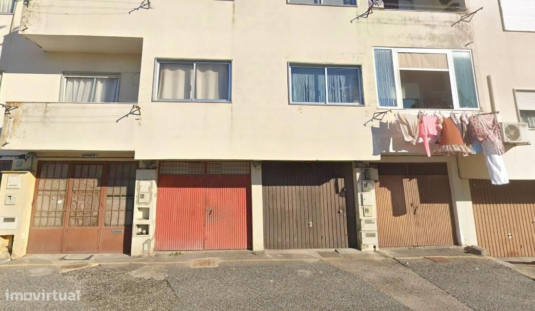 44m² Garage in Cartaxo, Portugal No. 192343