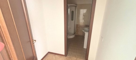 2 chambres Appartement à Rome, Italy No. 82176 4