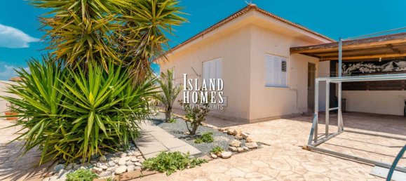 2 bedrooms House in Avgorou, Cyprus No. 23892 4