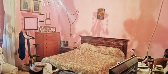 5 rooms Apartment in Cascina, Italy No. 204643 12