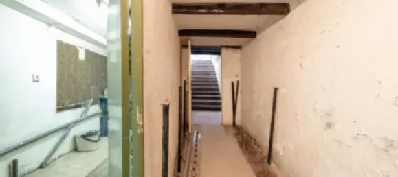 224m² Commercial property in Granada, Spain No. 174587 14