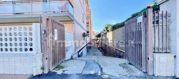 15m² Garage in Rome, Italy No. 27829 2