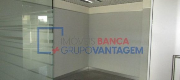 195m² Commercial property in Carregal do Sal, Portugal No. 62804 7