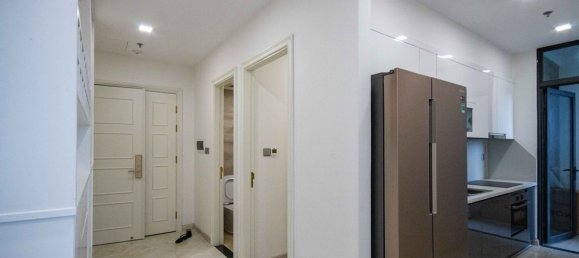 2 rooms Office in District 1, Vietnam No. 17989 19