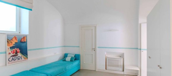 3 bedrooms Apartment in Capri, Italy No. 12565 6