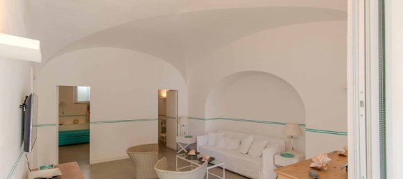 3 bedrooms Apartment in Capri, Italy No. 12565 3