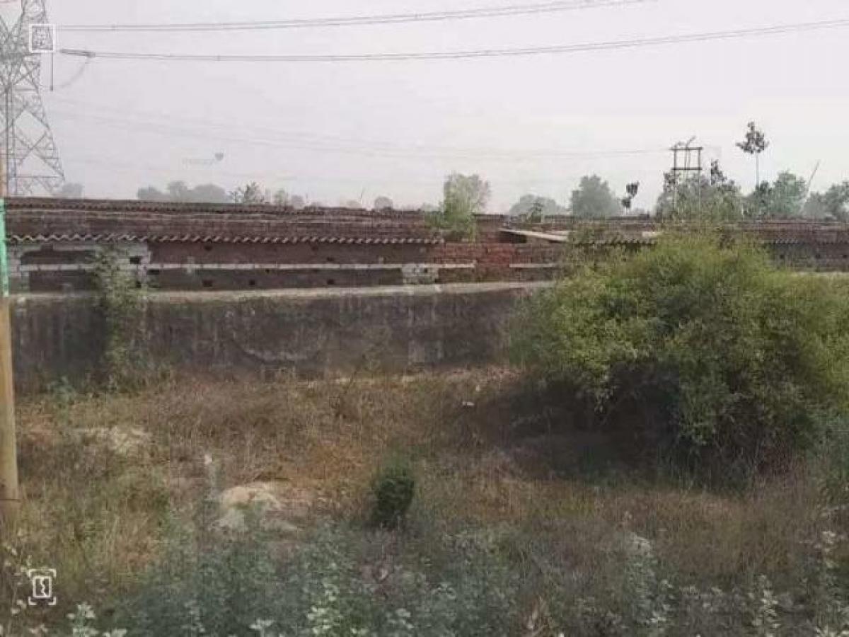  Land in Noida, India No. 36687