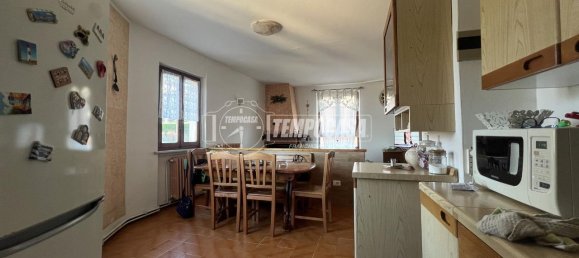 3 rooms Apartment in San Zeno di Montagna, Italy No. 33986 16