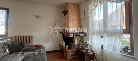 3 rooms Apartment in San Zeno di Montagna, Italy No. 33986 6