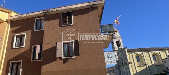 3 rooms Apartment in San Zeno di Montagna, Italy No. 33986 3