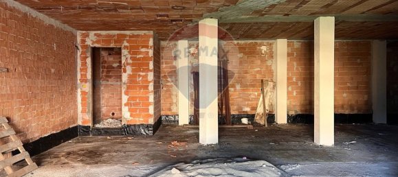 180m² Commercial property in Borghetto di Vara, Italy No. 285918 3