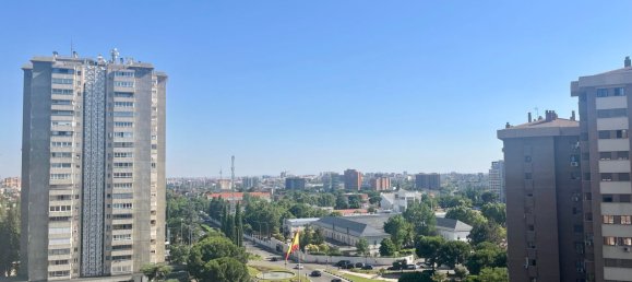 4 bedrooms Apartment in Madrid, Spain No. 157672 4