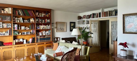 4 bedrooms Apartment in Madrid, Spain No. 157672 6