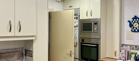 4 bedrooms Apartment in Madrid, Spain No. 157672 17