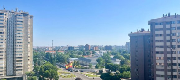 4 bedrooms Apartment in Madrid, Spain No. 157672 21