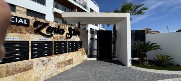 2 bedrooms Penthouse in La Zenia, Spain No. 178419 6