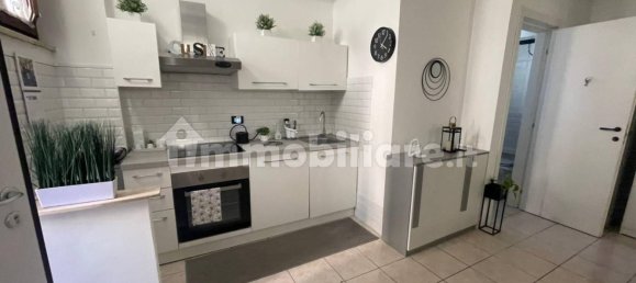 Studio in Guidonia Montecelio, Italy, Nr. 335913 11