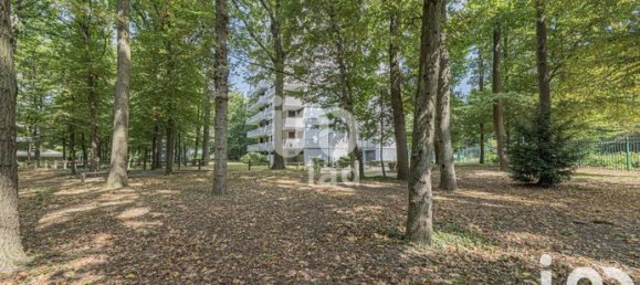 2 bedrooms Apartment in Tremblay-en-France, France No. 363652 3