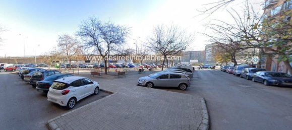 4 bedrooms Apartment in Valencia, Spain No. 20824 3