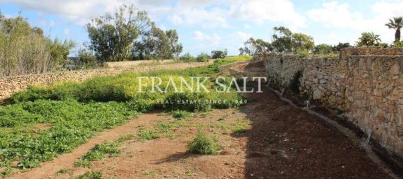 3 bedrooms Apartment in Sannat, Malta No. 884 12