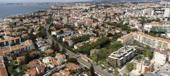 154m² Parking in Cascais, Portugal No. 319082 3