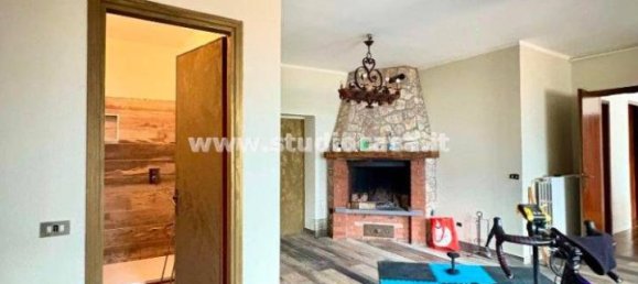 5-salle Villa à Fonteno, Italy No. 33115 40