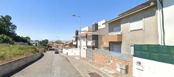 100m² Land in Canelas, Portugal No. 39345 2