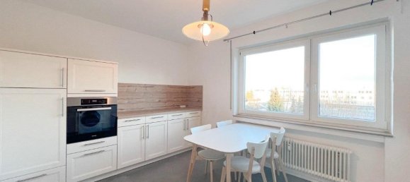 2 rooms Apartment in Ludwigsburg, Germany No. 220623 2