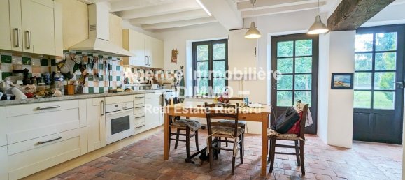 4 bedrooms Castles in Bordeaux-en-Gatinais, France No. 64959 3