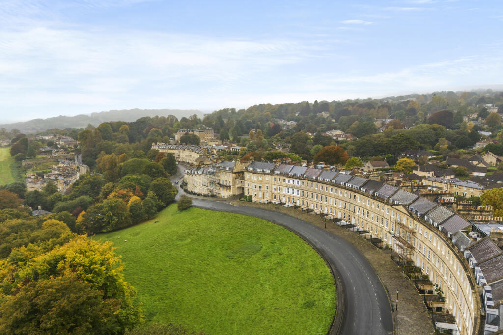 4 bedrooms Townhouse No. 13157