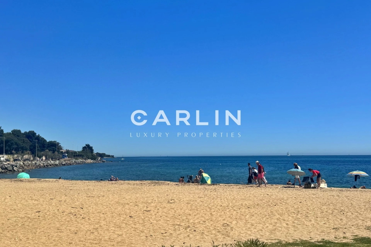 4 bedrooms Villa in Grimaud, France No. 344160