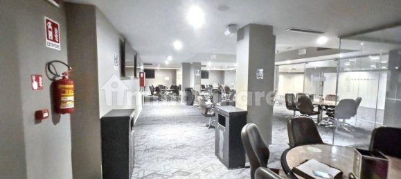 2800m² Commercial property in Lecce, Italy No. 313481 2