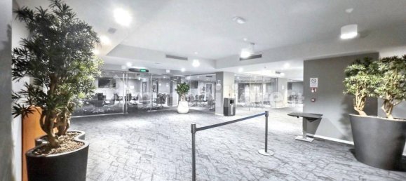 2800m² Commercial property in Lecce, Italy No. 313481 12