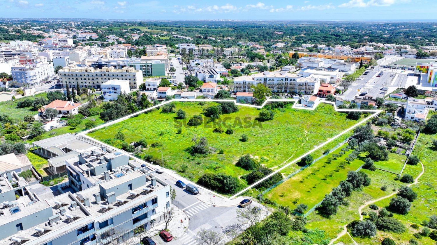  قطعة أرض في Almancil, Portugal 8440متر مربع رقم 256093