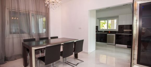 4 chambres villa à vendre à Agios Tychonas, Limassol, Cyprus № 9570 8