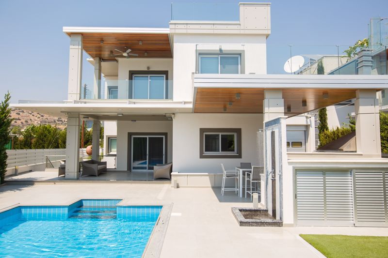 4 chambres villa à vendre à Agios Tychonas, Limassol, Cyprus № 9570