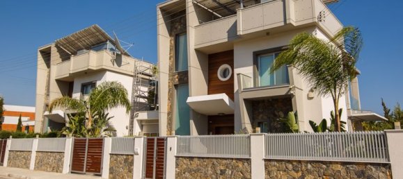 4 chambres villa à vendre à Agios Tychonas, Limassol, Cyprus № 9570 5