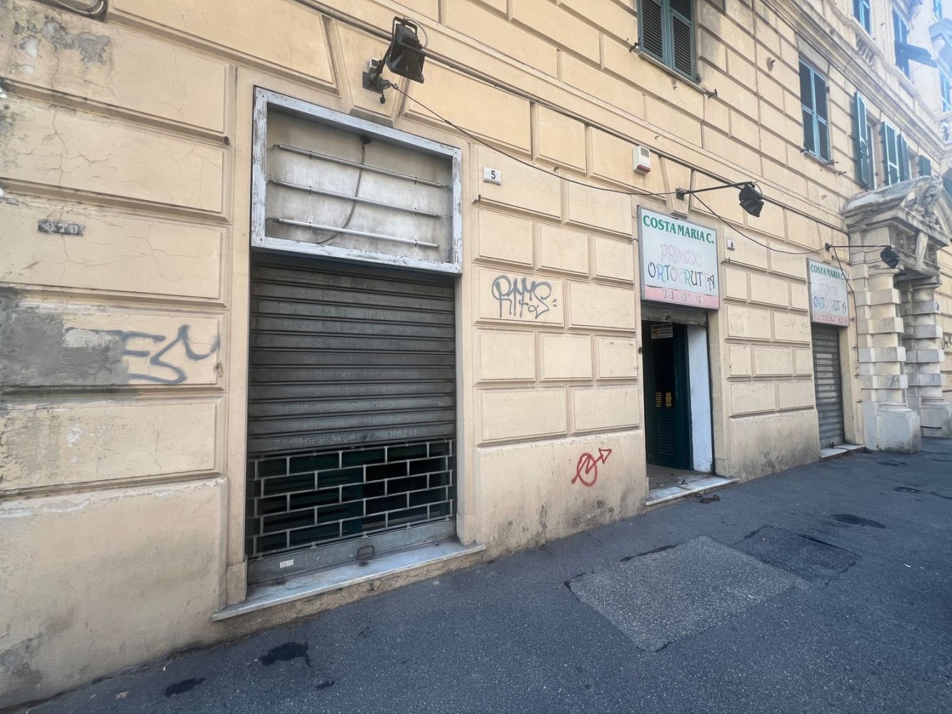 Imóvel comercial em Genoa, Italy 64 m² N.º 336173