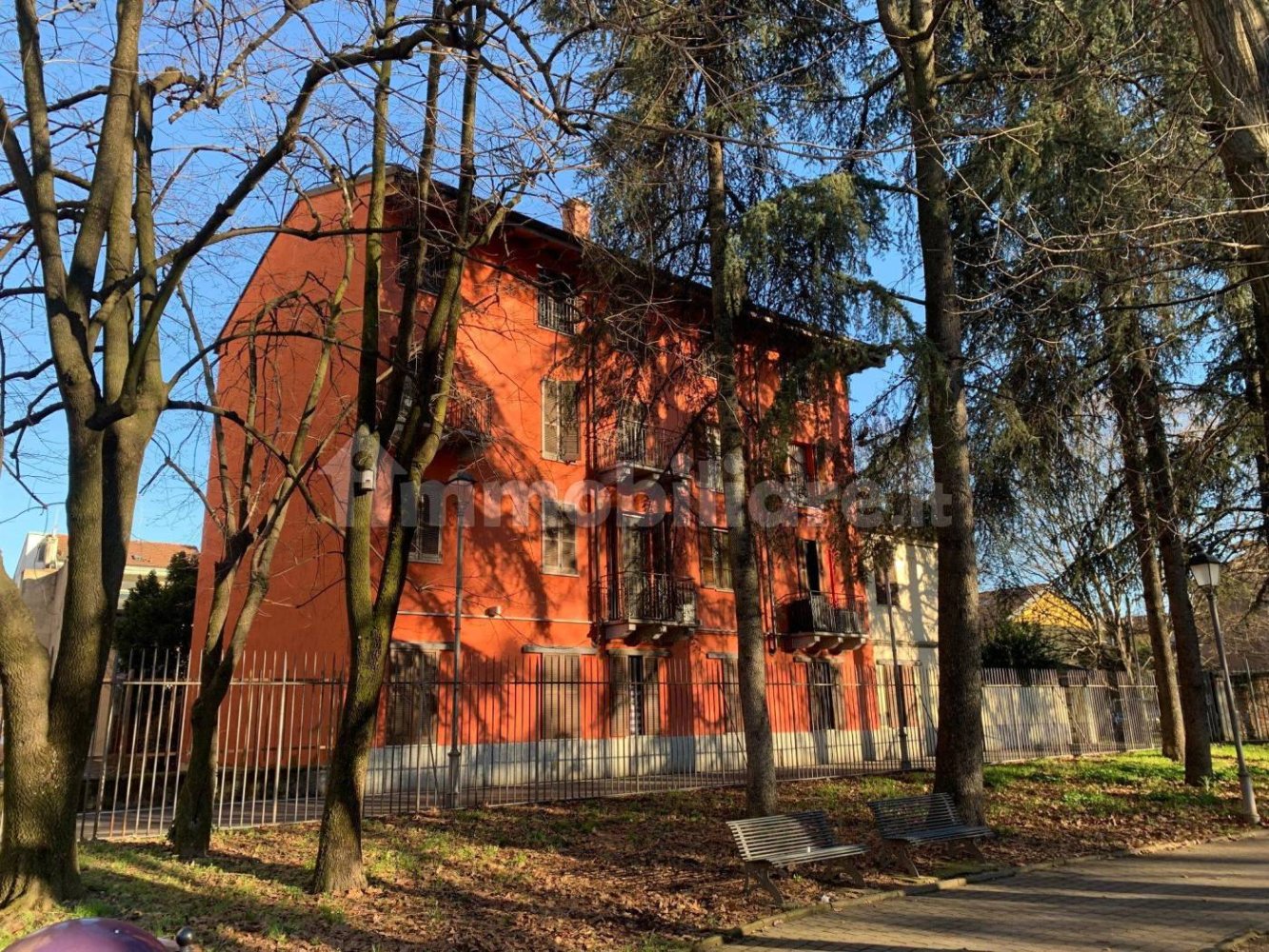 Apartamento de 1 dormitorio en Vimodrone, Italy No. 354138