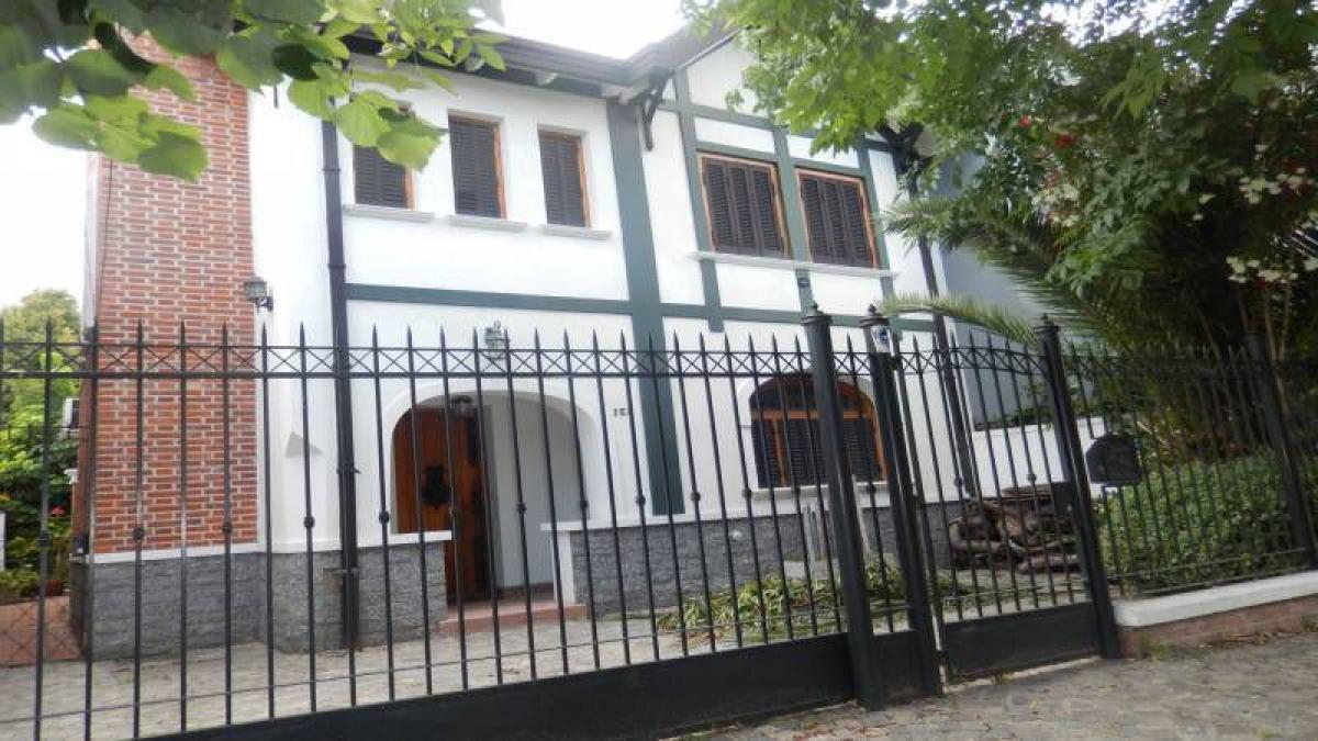 3 Schlafzimmer Haus in Quilmes, Argentina, Nr. 55053