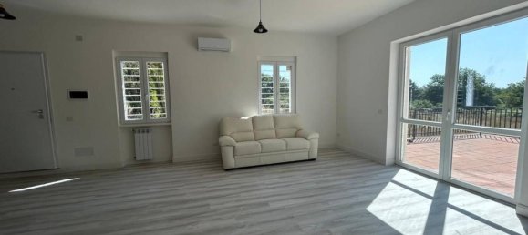 4 rooms Villa in Nepi, Italy No. 17367 7