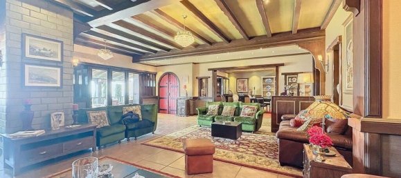 4 bedrooms House in Funchal, Portugal No. 104170 9