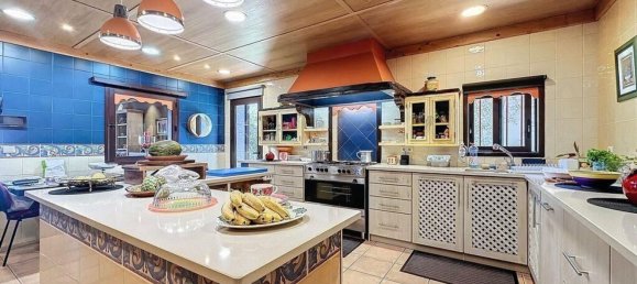 4 bedrooms House in Funchal, Portugal No. 104170 19