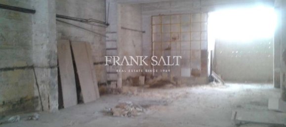 Lagerhaus in Msida, Malta, Nr. 11862 3