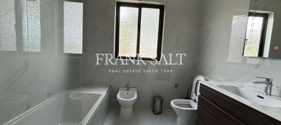 3 Schlafzimmer Villa in Swieqi, Malta, Nr. 29 18