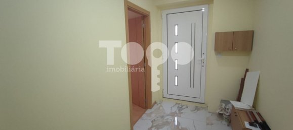 3 bedrooms House in Porto, Portugal No. 187422 6