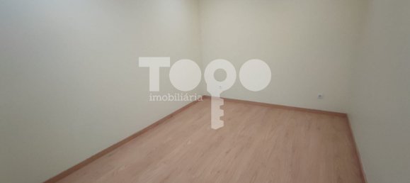 3 bedrooms House in Porto, Portugal No. 187422 5