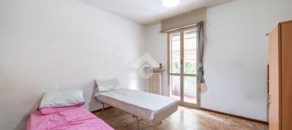 3 Schlafzimmer Wohnung in Quattro Castella, Italy, Nr. 329191 13