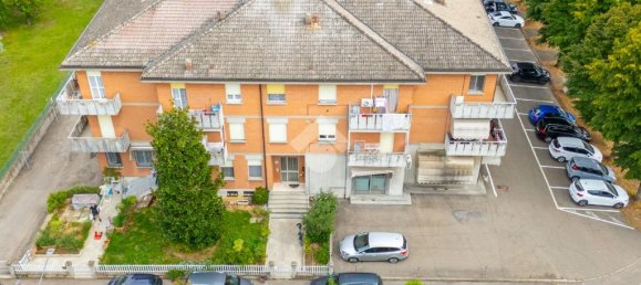 3 Schlafzimmer Wohnung in Quattro Castella, Italy, Nr. 329191 24